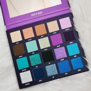 *ISO Beauty bay Book of magic palette *